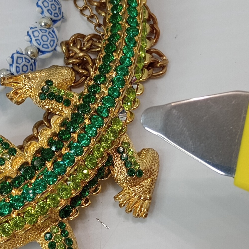 1/4 lb+‎ Jewelry Lot Jar Mixed Beach & Ocean Theme resell, craft or wear - Picture 11 of 16